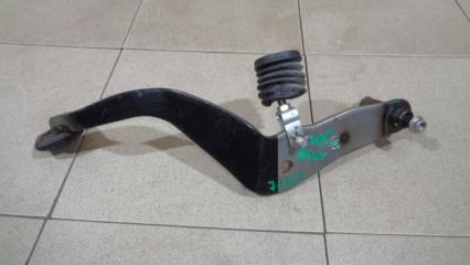 Педаль тормоза Toyota Hilux 8 2015 Б/У Педаль тормоза Toyota Hilux 8 2015