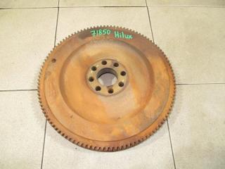 Маховик Toyota Hilux 8 2015