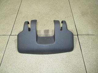 Фото запчасти крышка кронштейна сиденья Suzuki SX4 2013 Б/У запчасть Запчасть крышка кронштейна сиденья Suzuki SX4 2013