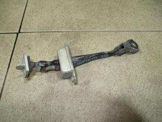 Фото запчасти ограничитель двери Infiniti G37 2009 Б/У запчасть Запчасть ограничитель двери Infiniti G37 2009