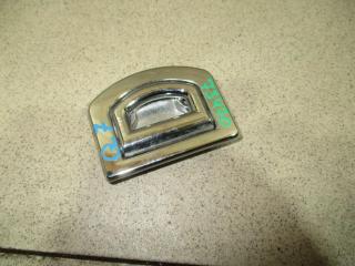 Запчасть крючок крепежный Audi Q7 2008