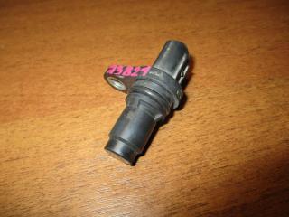 Запчасть датчик положения распредвала Toyota Corolla