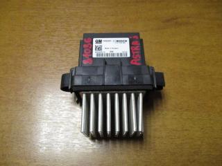 Запчасть резистор отопителя Opel Astra