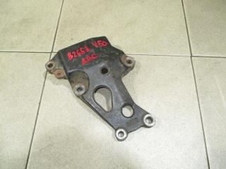 Кронштейн двигателя Toyota Camry