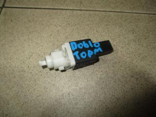 Запчасть датчик включения стопсигнала Fiat Doblo 2008