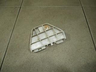 Кронштейн заднего бампера левый Toyota Corolla 2010 Б/У Кронштейн заднего бампера левый Toyota Corolla 2010