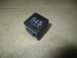 Фото запчасти реле Volkswagen Jetta 2013 Б/У запчасть Запчасть реле Volkswagen Jetta 2013