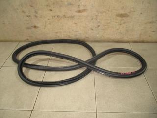 Уплотнитель двери Volkswagen Jetta Б/У Уплотнитель двери Volkswagen Jetta