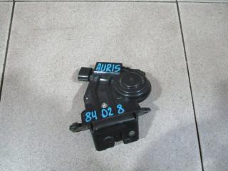 Замок багажника Toyota Auris 2007