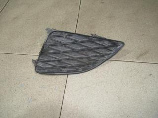 Решетка в бампер левая Toyota Corolla Б/У Решетка в бампер левая Toyota Corolla