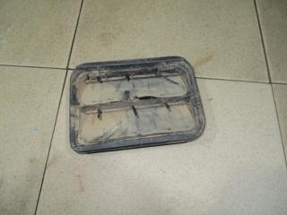 Фото запчасти решетка вентиляционная Renault Sandero Stepway 1 2013 Б/У запчасть Запчасть решетка вентиляционная Renault Sandero Stepway 1 2013