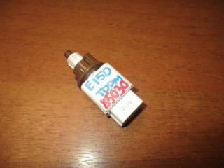 Фото запчасти датчик включения стопсигнала Toyota Corolla Б/У запчасть Запчасть датчик включения стопсигнала Toyota Corolla