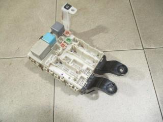 Блок предохранителей Toyota Corolla