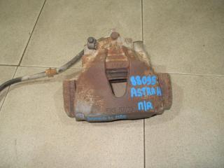 Фото запчасти суппорт передний правый Opel Astra 2013 Б/У запчасть Запчасть суппорт передний правый Opel Astra 2013