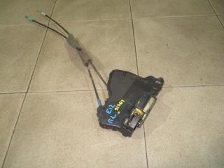 Замок двери передней левой Toyota Corolla