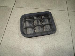 Фото запчасти решетка вентиляционная Skoda Octavia 1 Б/У запчасть Запчасть решетка вентиляционная Skoda Octavia 1