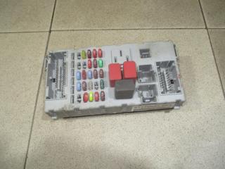 Фото запчасти блок предохранителей Fiat Doblo 2011 Б/У запчасть Запчасть блок предохранителей Fiat Doblo 2011