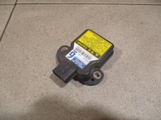 Фото запчасти датчик ускорения Toyota Land Cruiser Prado 2010 Б/У запчасть Запчасть датчик ускорения Toyota Land Cruiser Prado 2010