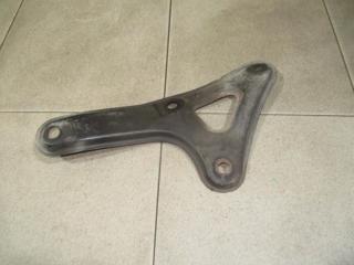 Кронштейн подрамника Toyota Corolla