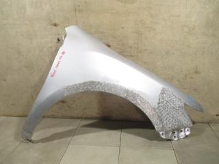 Крыло переднее правое Toyota Camry Б/У Крыло переднее правое Toyota Camry