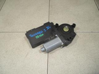 Моторчик стеклоподъемника Volkswagen Touareg 1 Б/У Моторчик стеклоподъемника Volkswagen Touareg 1