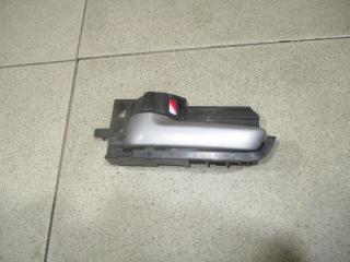 Фото запчасти ручка двери внутренняя левая Suzuki SX4 Б/У запчасть Запчасть ручка двери внутренняя левая Suzuki SX4