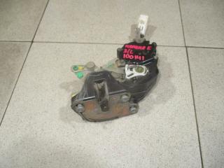 Запчасть замок двери задней левой Toyota Carina E