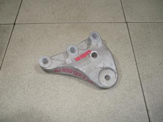 Кронштейн опоры двигателя Volkswagen Polo 6 Б/У Кронштейн опоры двигателя Volkswagen Polo 6