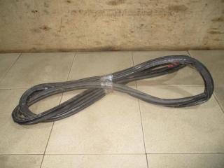 Уплотнитель двери Volkswagen Polo 6 Б/У Уплотнитель двери Volkswagen Polo 6