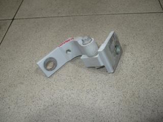 Запчасть петля двери Fiat Grande Punto