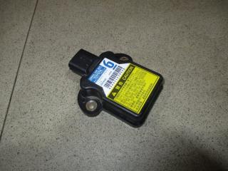 Фото запчасти датчик ускорения Toyota RAV4 Б/У запчасть Запчасть датчик ускорения Toyota RAV4