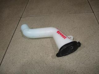 Фото запчасти горловина бачка омывателя Geely Emgrand EC7 Б/У запчасть Запчасть горловина бачка омывателя Geely Emgrand EC7