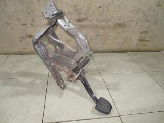 Педаль тормоза Toyota Hiace Б/У Педаль тормоза Toyota Hiace