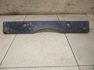 Накладка переднего бампера под номер Toyota Camry 2016 Б/У Накладка переднего бампера под номер Toyota Camry 2016