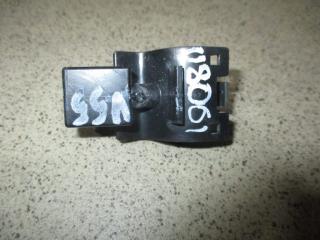 Фото запчасти форсунка омывателя лобового стекла Toyota Camry 2016 Б/У запчасть Запчасть форсунка омывателя лобового стекла Toyota Camry 2016