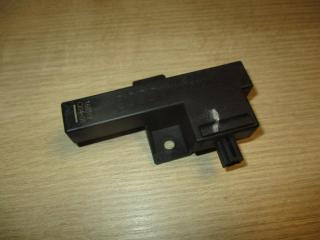 Запчасть антенна Volkswagen Touareg 2 2016