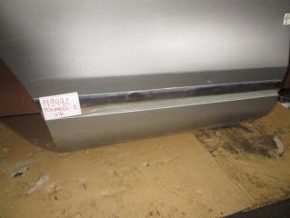 Накладка двери задней правой Volkswagen Touareg 2 2016 Б/У Накладка двери задней правой Volkswagen Touareg 2 2016