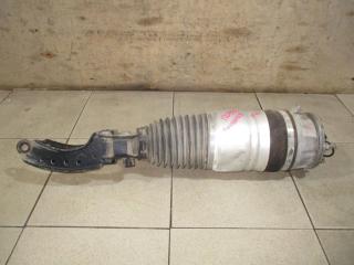 Амортизатор передний правый Volkswagen Touareg 2 2016 Б/У Амортизатор передний правый Volkswagen Touareg 2 2016