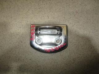 Запчасть крючок крепежный Volkswagen Touareg 2 2016