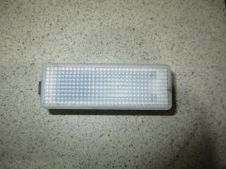 Фото запчасти плафон салонный BMW X3 2008 Б/У запчасть Запчасть плафон салонный BMW X3 2008