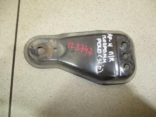 Фото запчасти кронштейн переднего рычага Volkswagen Polo 5 Б/У запчасть Запчасть кронштейн переднего рычага Volkswagen Polo 5