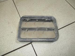 Фото запчасти решетка вентиляционная Renault Logan 2 Б/У запчасть Запчасть решетка вентиляционная Renault Logan 2