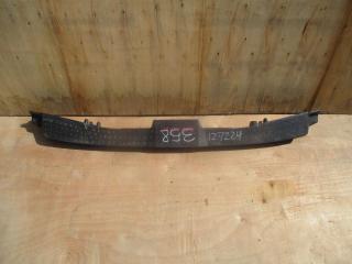 Наполнитель переднего бампера Toyota Land Cruiser