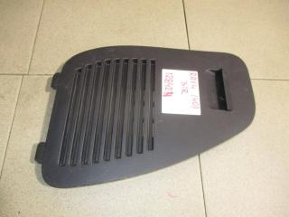 Крышка багажного отделения Toyota RAV4