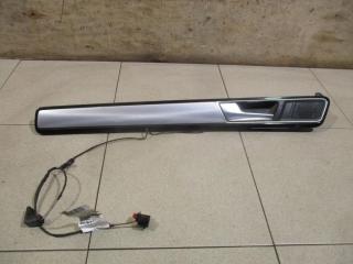 Ручка двери задней внутренняя левая Volkswagen Touareg 2 2016 Б/У Ручка двери задней внутренняя левая Volkswagen Touareg 2 2016