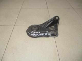 Кронштейн подрамника Toyota Camry 2008