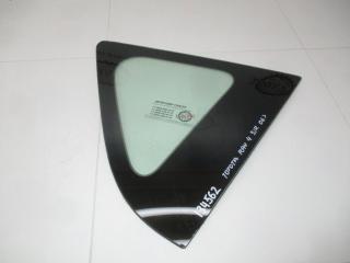 Стекло кузовное глухое правое Toyota RAV4