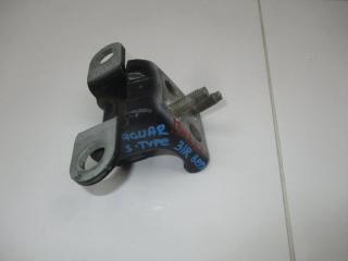 Фото запчасти петля двери задней правой верхняя Jaguar S-Type 2004 Б/У запчасть Запчасть петля двери задней правой верхняя Jaguar S-Type 2004