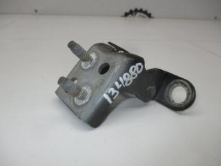 Фото запчасти петля двери задней правой нижняя Jaguar S-Type 2004 Б/У запчасть Запчасть петля двери задней правой нижняя Jaguar S-Type 2004