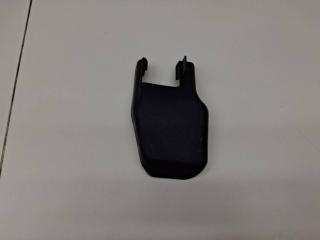 Крышка кронштейна сиденья Toyota Camry 2012